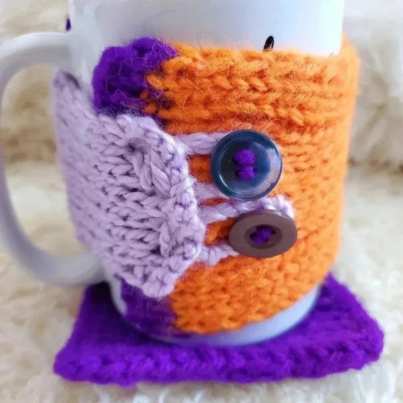 Other - Mug warmer and mug rug set